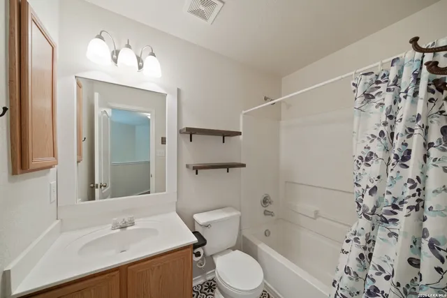 $1,745 | 11126 Acuff, San Antonio, TX 78254