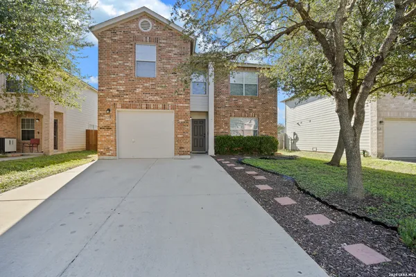$1,645 | 11126 Acuff, San Antonio, TX 78254