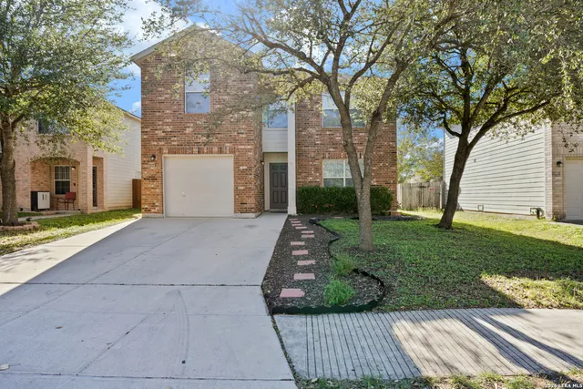 $1,745 | 11126 Acuff, San Antonio, TX 78254