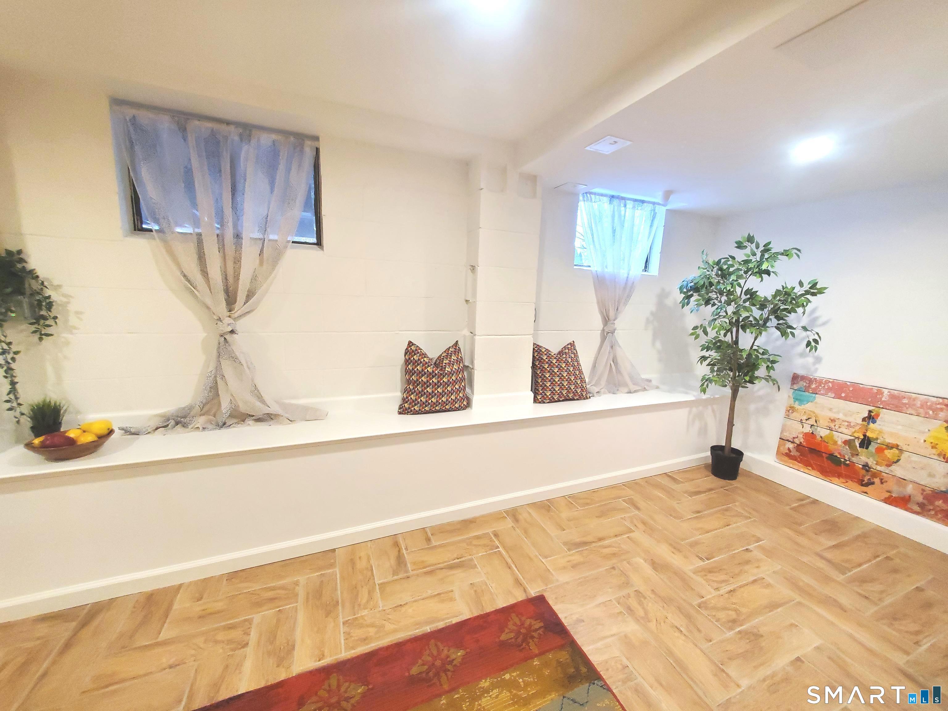 42 County Street Norwalk, CT 06851 - Photo 11 of 21 a view of a living room