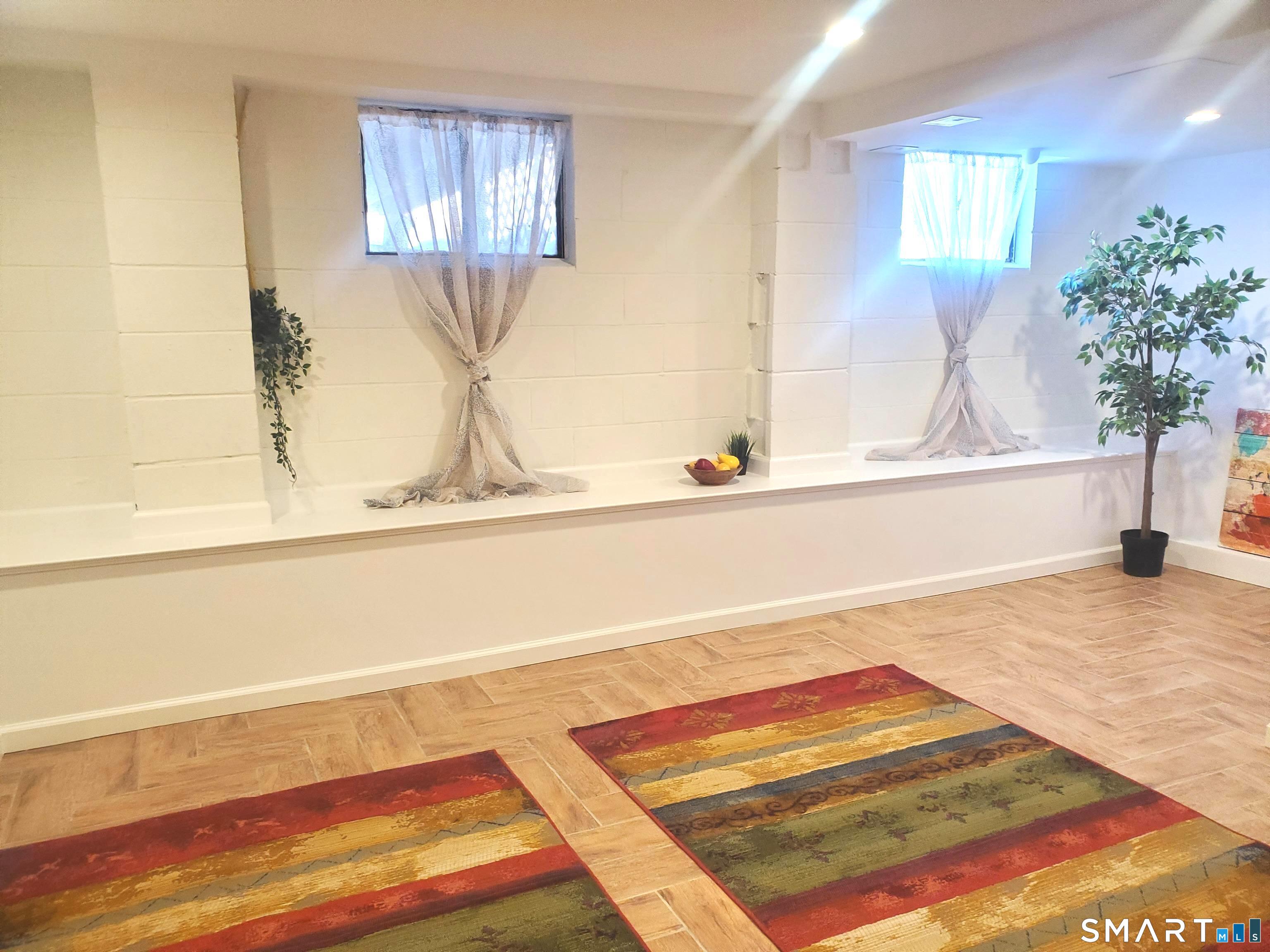 42 County Street Norwalk, CT 06851 - Photo 14 of 21 a view of a living room