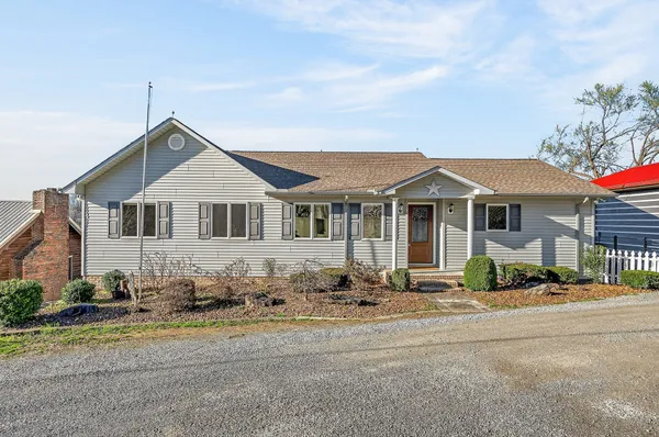 $669,000 | 1634 Falling Water Road, Sparta, TN 38583