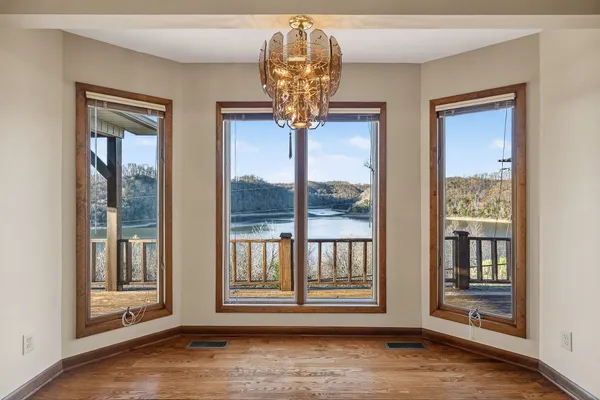 $669,000 | 1634 Falling Water Road, Sparta, TN 38583