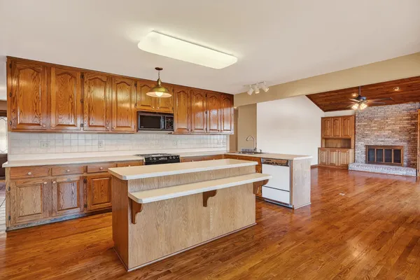 $669,000 | 1634 Falling Water Road, Sparta, TN 38583