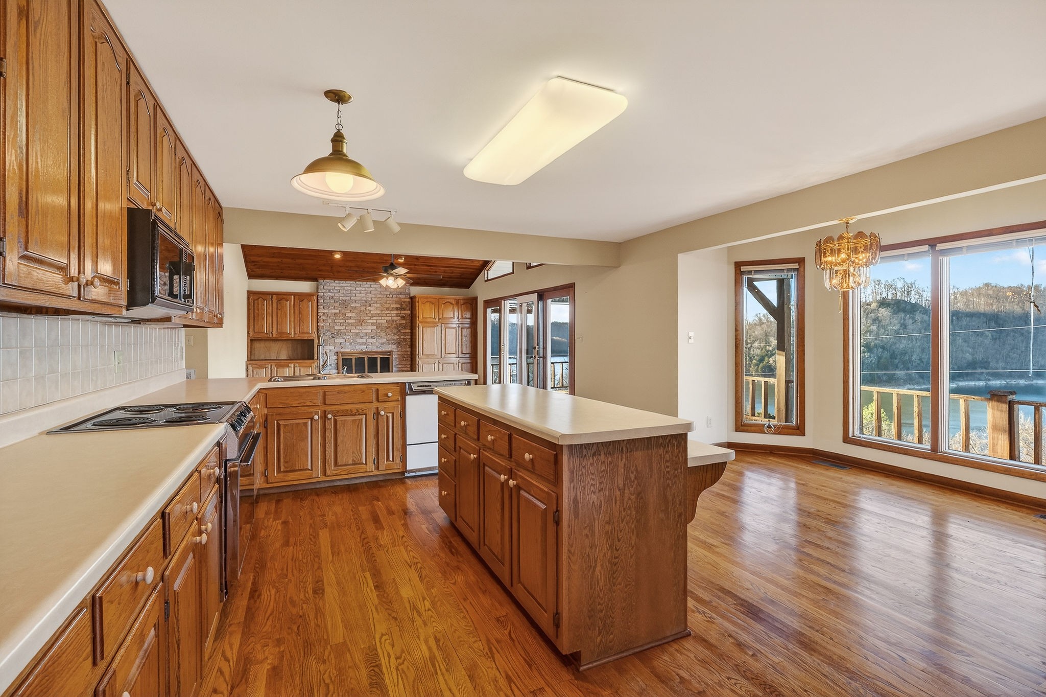 1634 Falling Water Road Sparta, TN 38583 - Photo 17 of 68