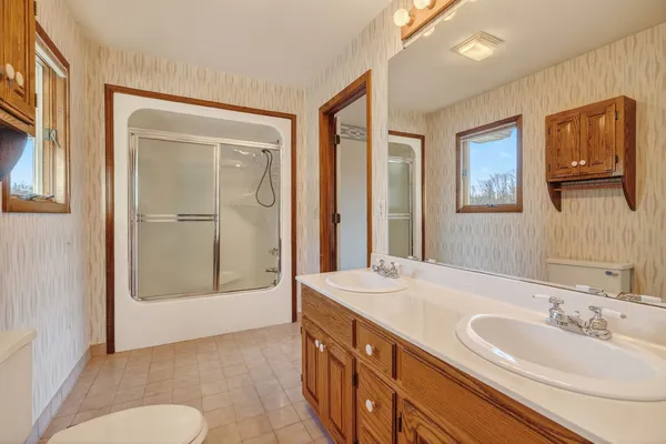 $669,000 | 1634 Falling Water Road, Sparta, TN 38583