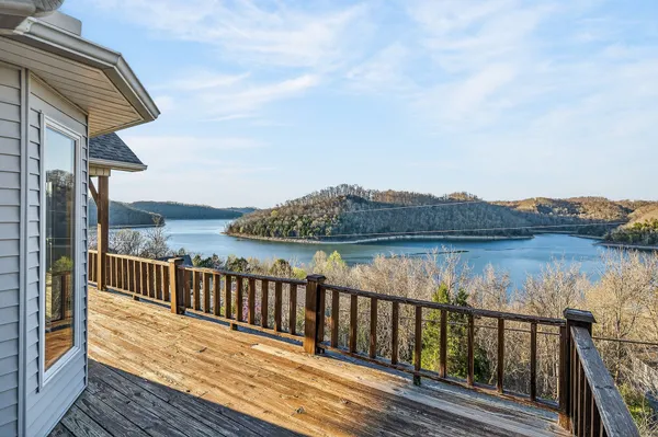 $669,000 | 1634 Falling Water Road, Sparta, TN 38583