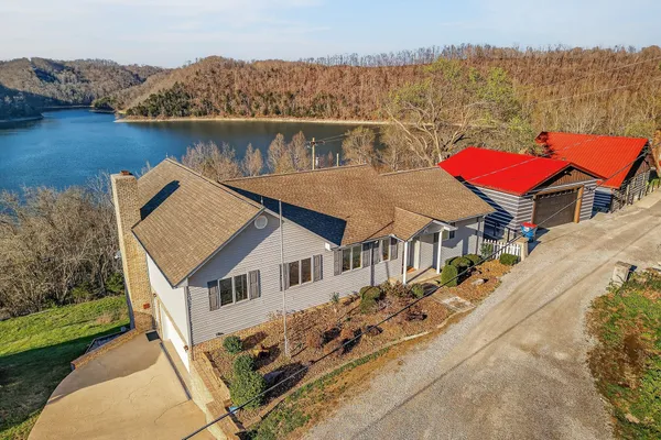 $669,000 | 1634 Falling Water Road, Sparta, TN 38583