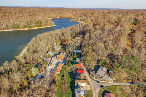 $669,000 | 1634 Falling Water Road, Sparta, TN 38583