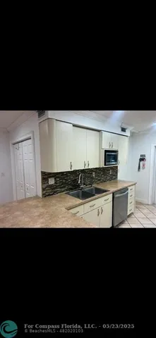 $1,275,000 | 14500 Northeast 2nd Court, Miami, FL 33161