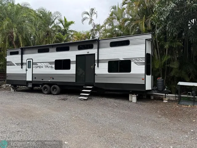 $1,275,000 | 14500 Northeast 2nd Court, Miami, FL 33161