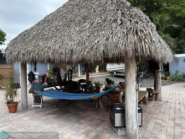 $1,275,000 | 14500 Northeast 2nd Court, Miami, FL 33161