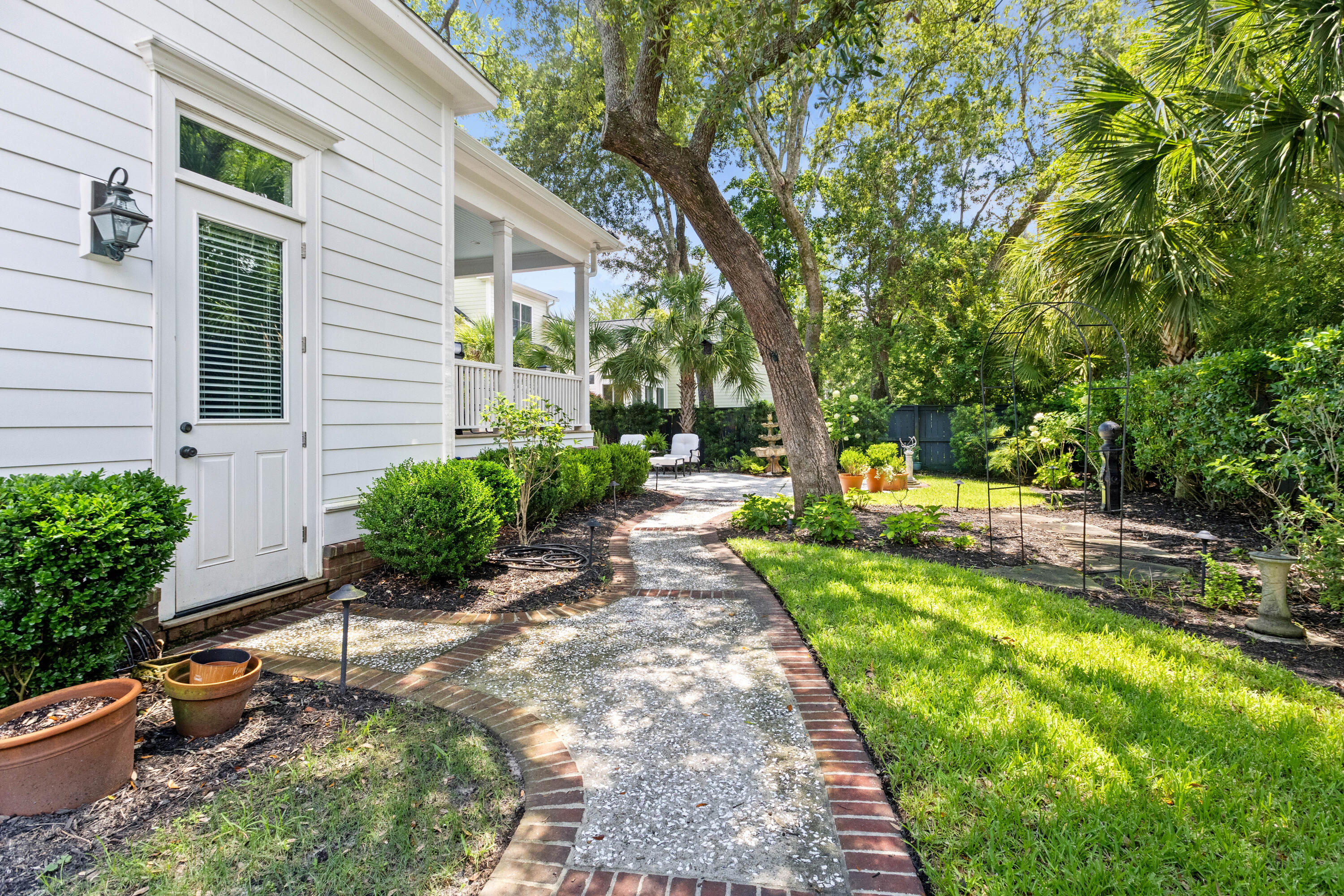 131 Balfour Drive Daniel Island, SC 29492 - Photo 60 of 73 131 Balfour IHRE