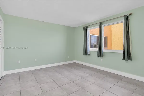 $2,200 | 7010 Northwest 186th Street, Unit 5410, Hialeah, FL 33015