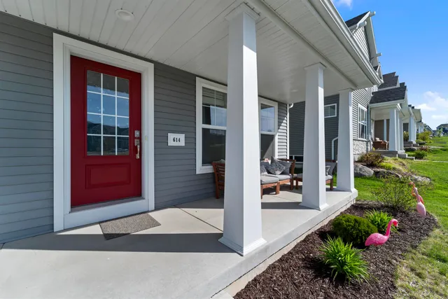 $444,900 | 614 Hillcrest Drive, Waunakee, WI 53597