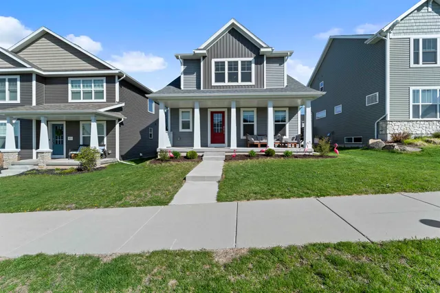 $444,900 | 614 Hillcrest Drive, Waunakee, WI 53597