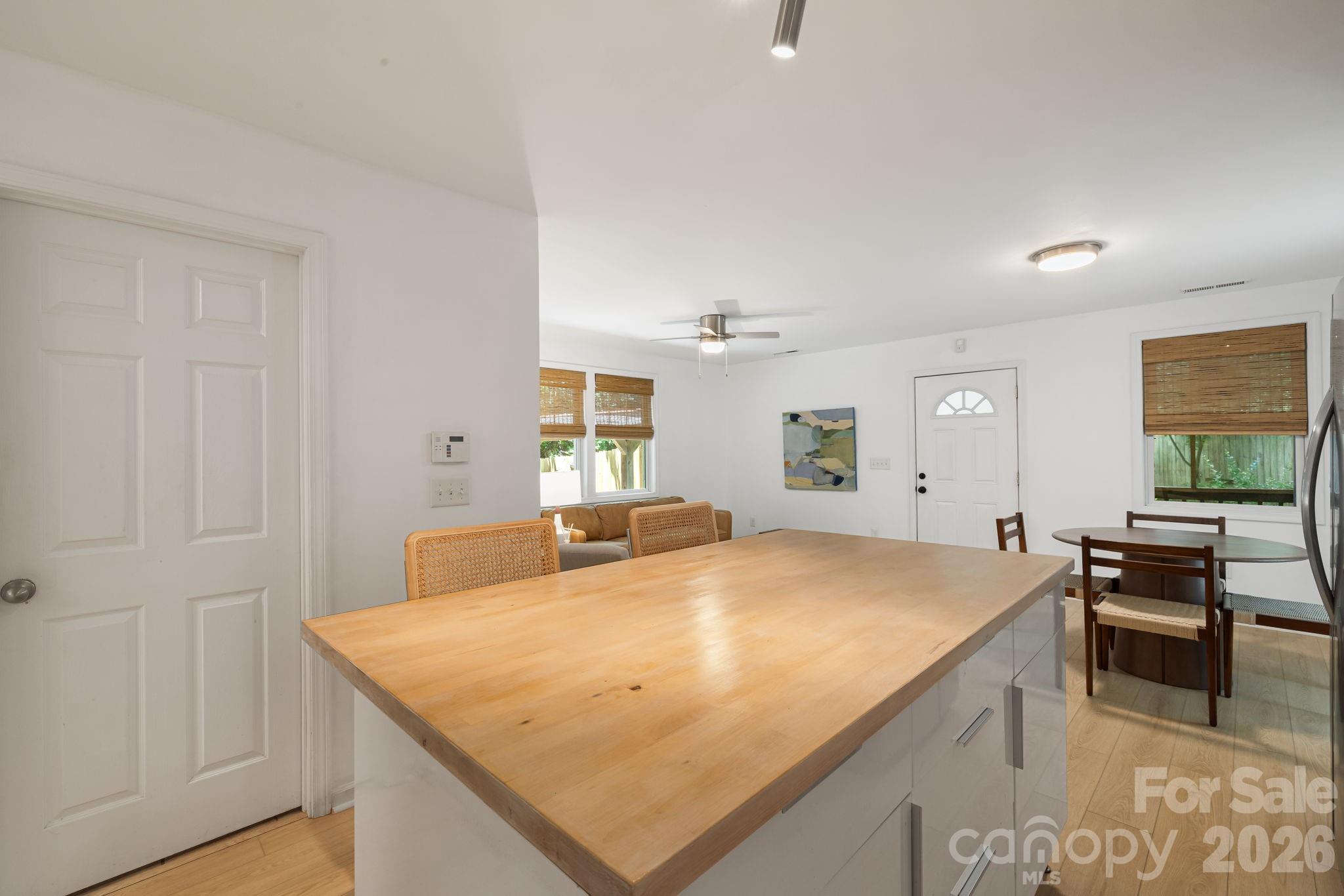 477 Governors View Road Asheville, NC 28805 - Photo 17 of 43