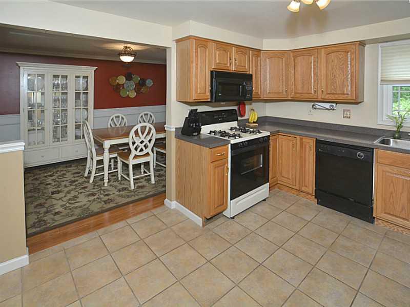 1875 Old Ramsey Road Monroeville, PA 15146 - Photo 6 of 24 Kitchen.