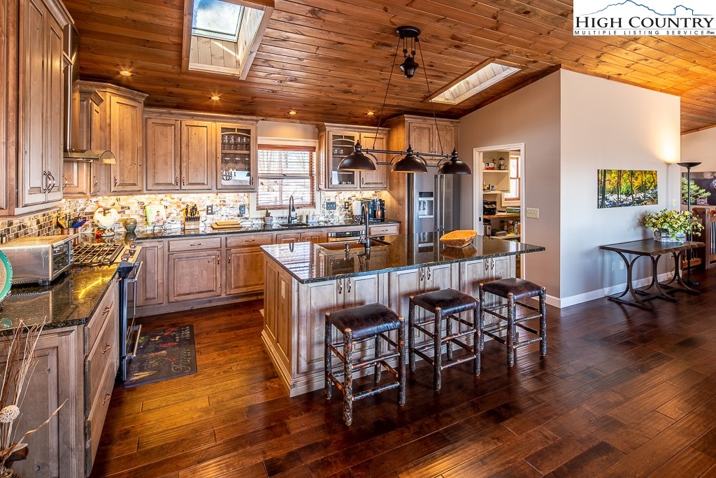 436 St Andrews Road Beech Mountain, NC 28604 - Photo 15 of 41 Gallery Image 15
