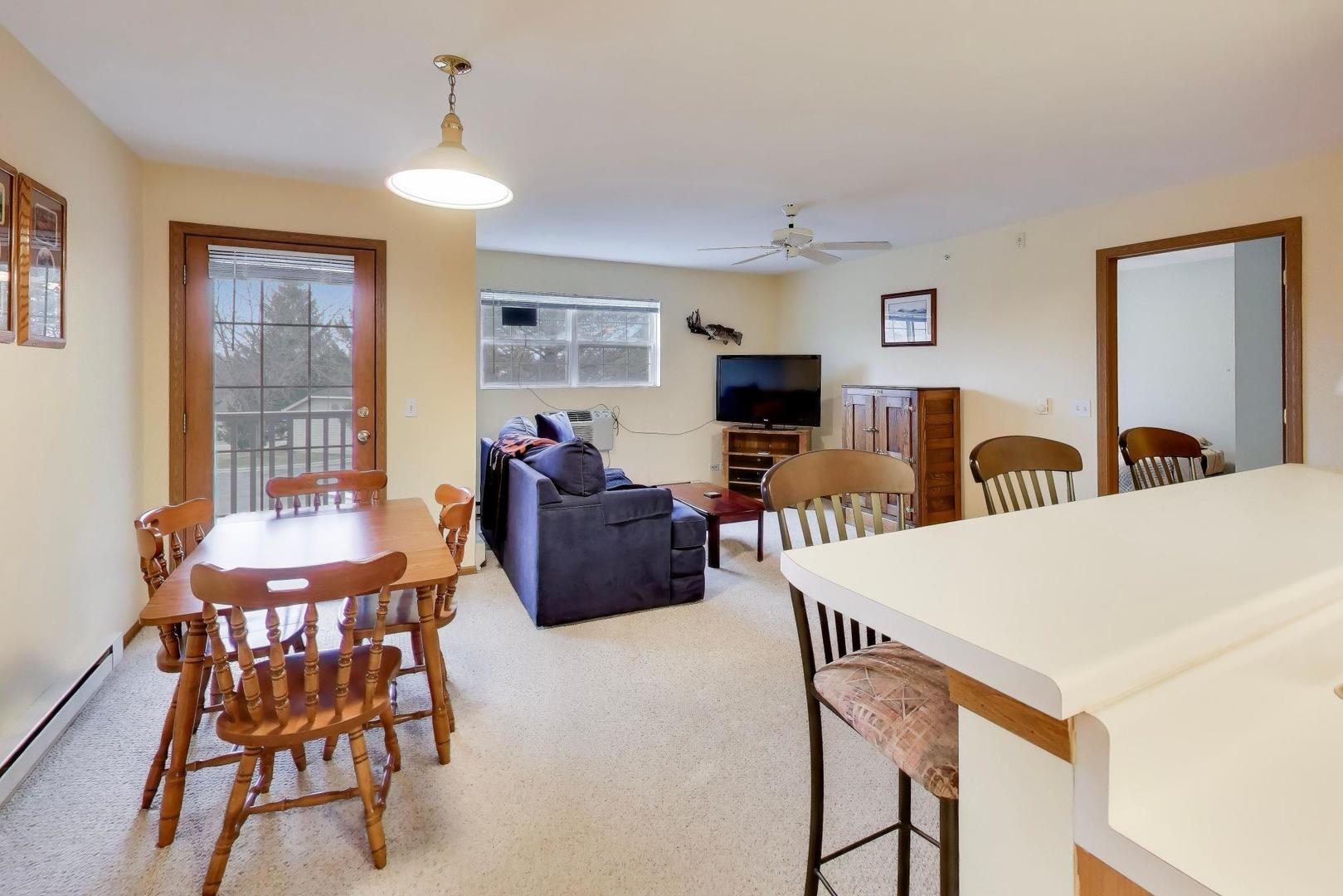 1508 Spring Brook Court, Unit 2D Round Lake Beach, IL 60073 - Photo 3 of 19