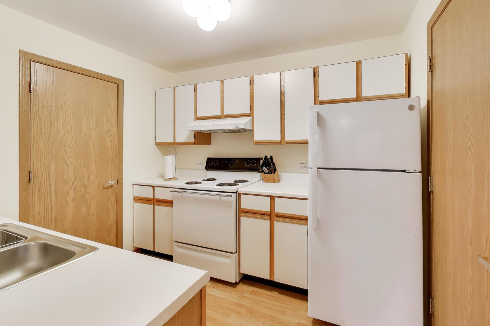 1508 Spring Brook Court, Unit 2D Round Lake Beach, IL 60073 - Photo 8 of 19