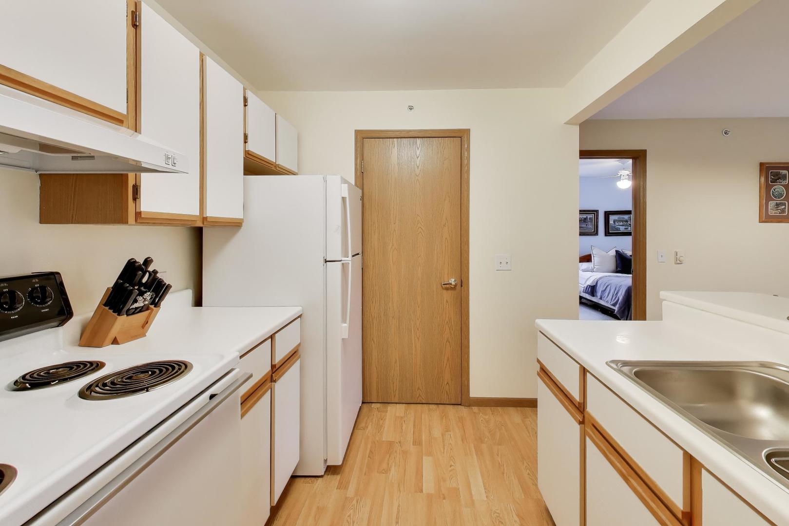 1508 Spring Brook Court, Unit 2D Round Lake Beach, IL 60073 - Photo 9 of 19