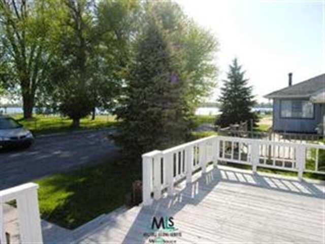 9287 River Road, Unit 8 Algonac, MI 48001 - Photo 8 of 15 31127484-7.JPG