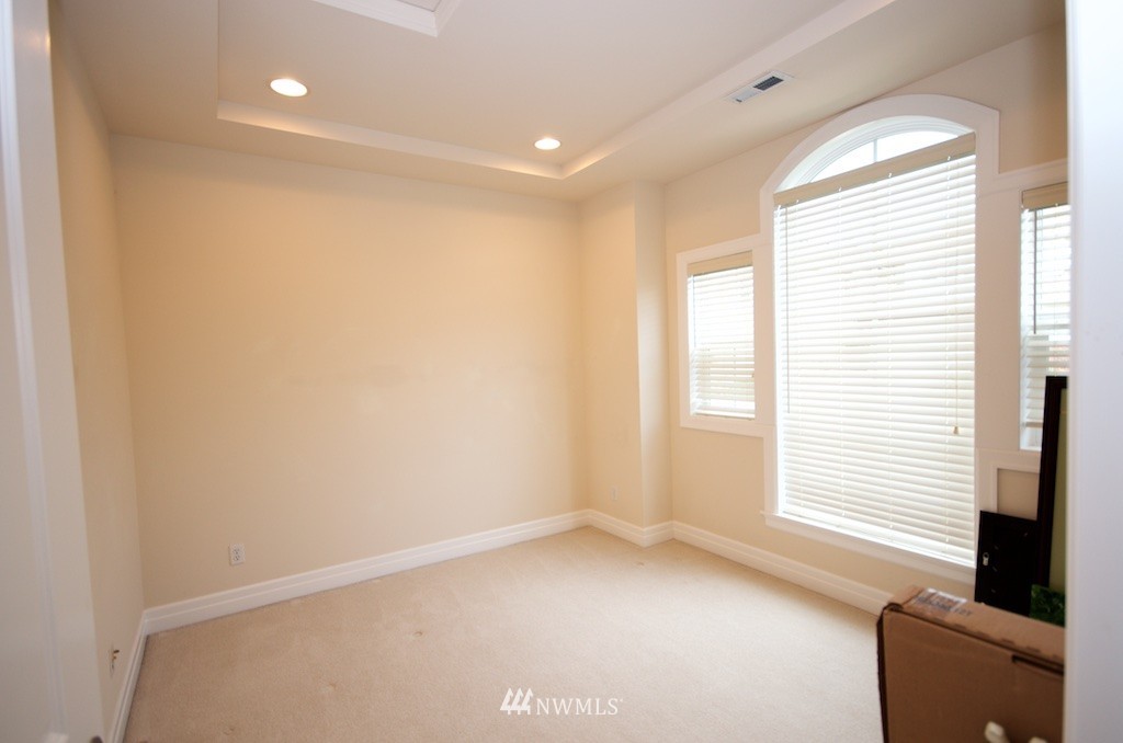 3522 156th Place Southeast Bothell, WA 98012 - Photo 4 of 20