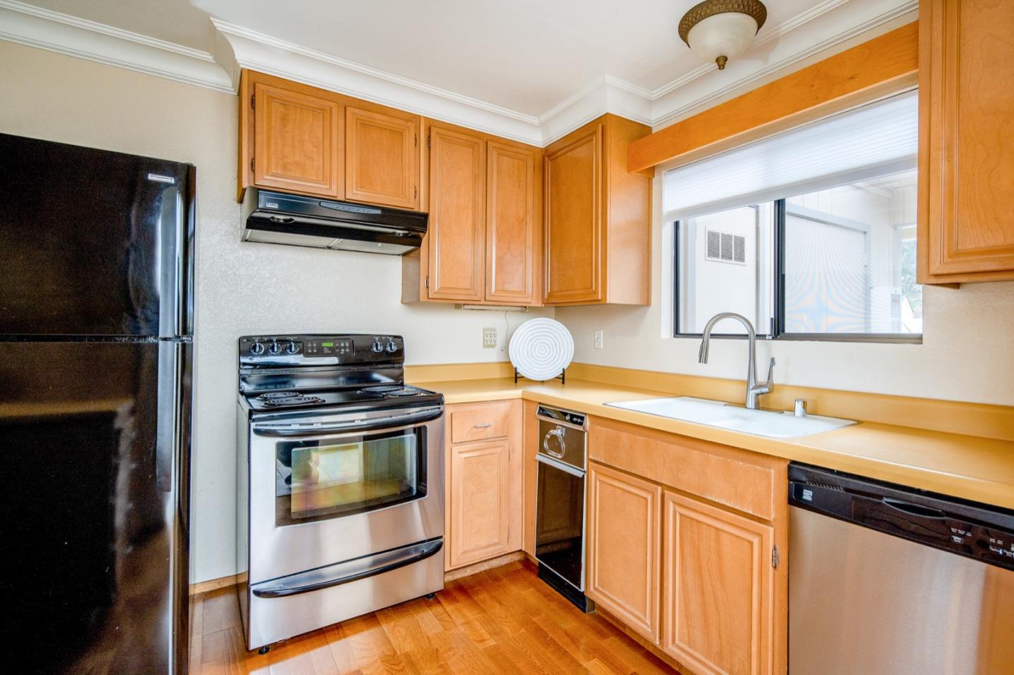 250 Forest Ridge Road, Unit 12 Monterey, CA 93940 - Photo 9 of 16 Gallery Image 9