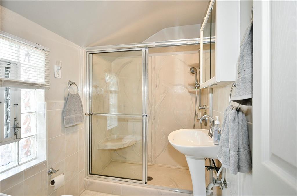 4374 Homestead Duquesne Road Homestead, PA 15120 - Photo 27 of 37 Gallery Image 27