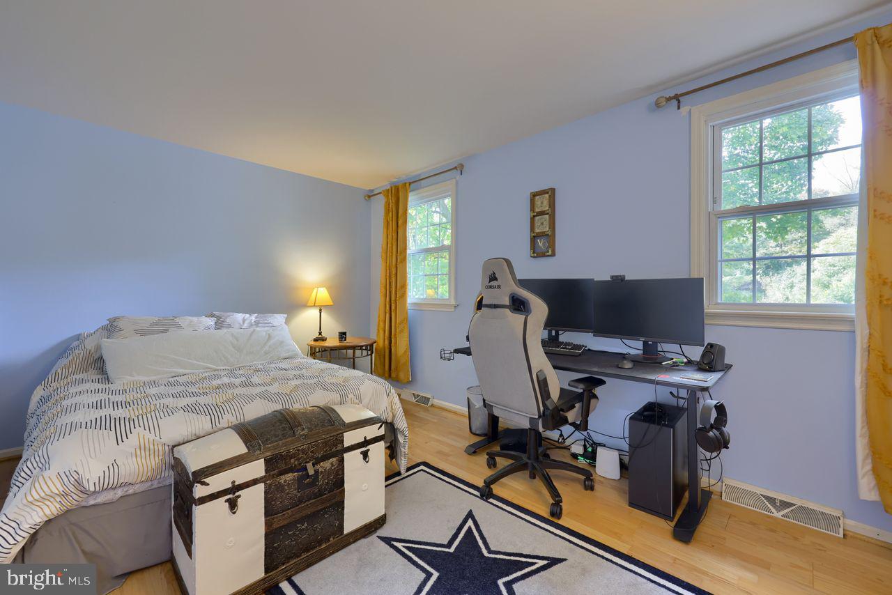 102 Suncrest Road Lancaster, PA 17601 - Photo 37 of 40 a bedroom with a bed and a window