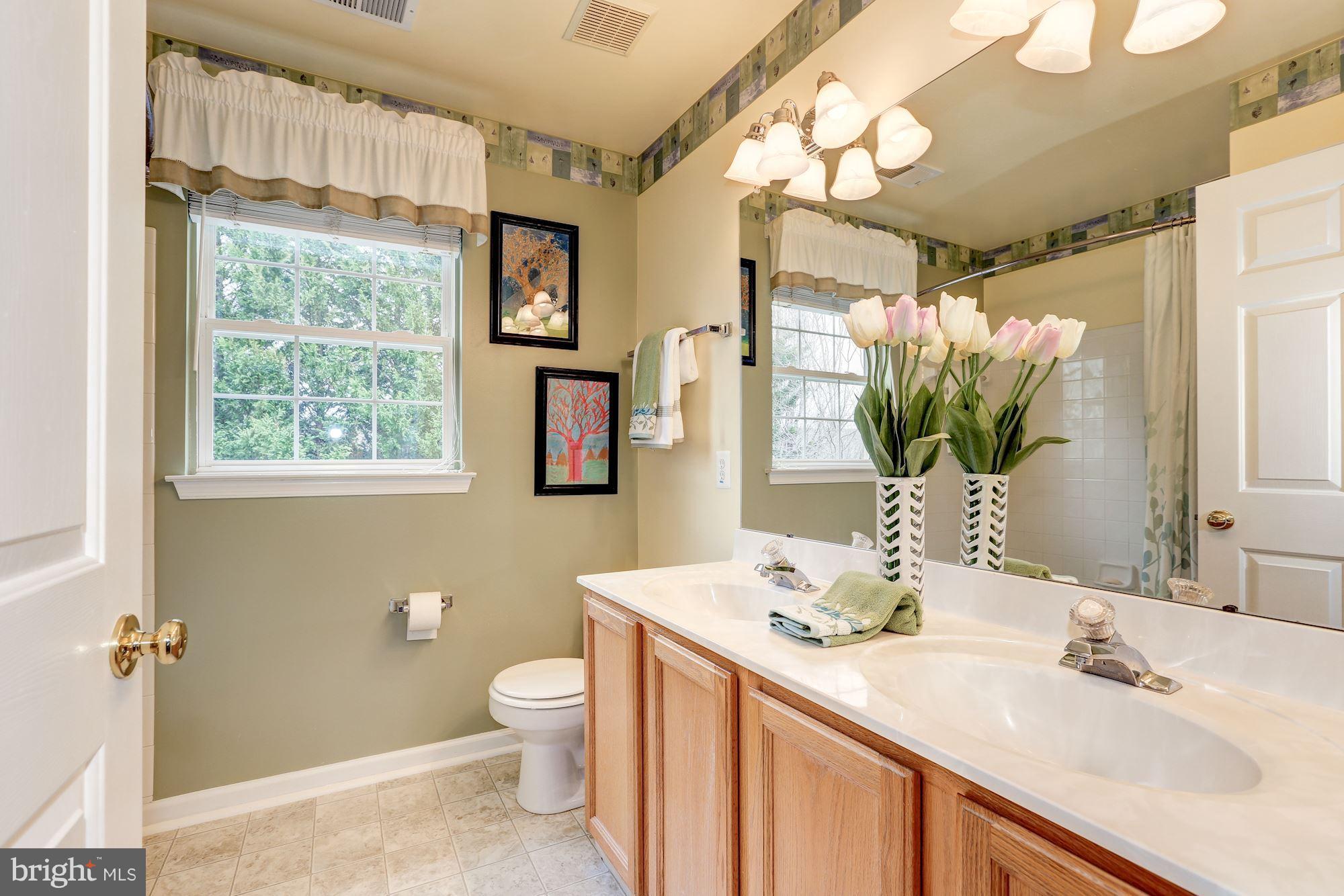 1749 Algonquin Road Frederick, MD 21701 - Photo 23 of 30 Upper Level Full Bath