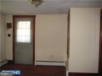 876 Route 537 Cream Ridge, NJ 08514 - Photo 8 of 12