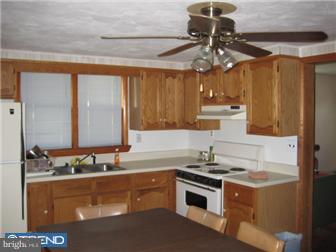 876 Route 537 Cream Ridge, NJ 08514 - Photo 10 of 12