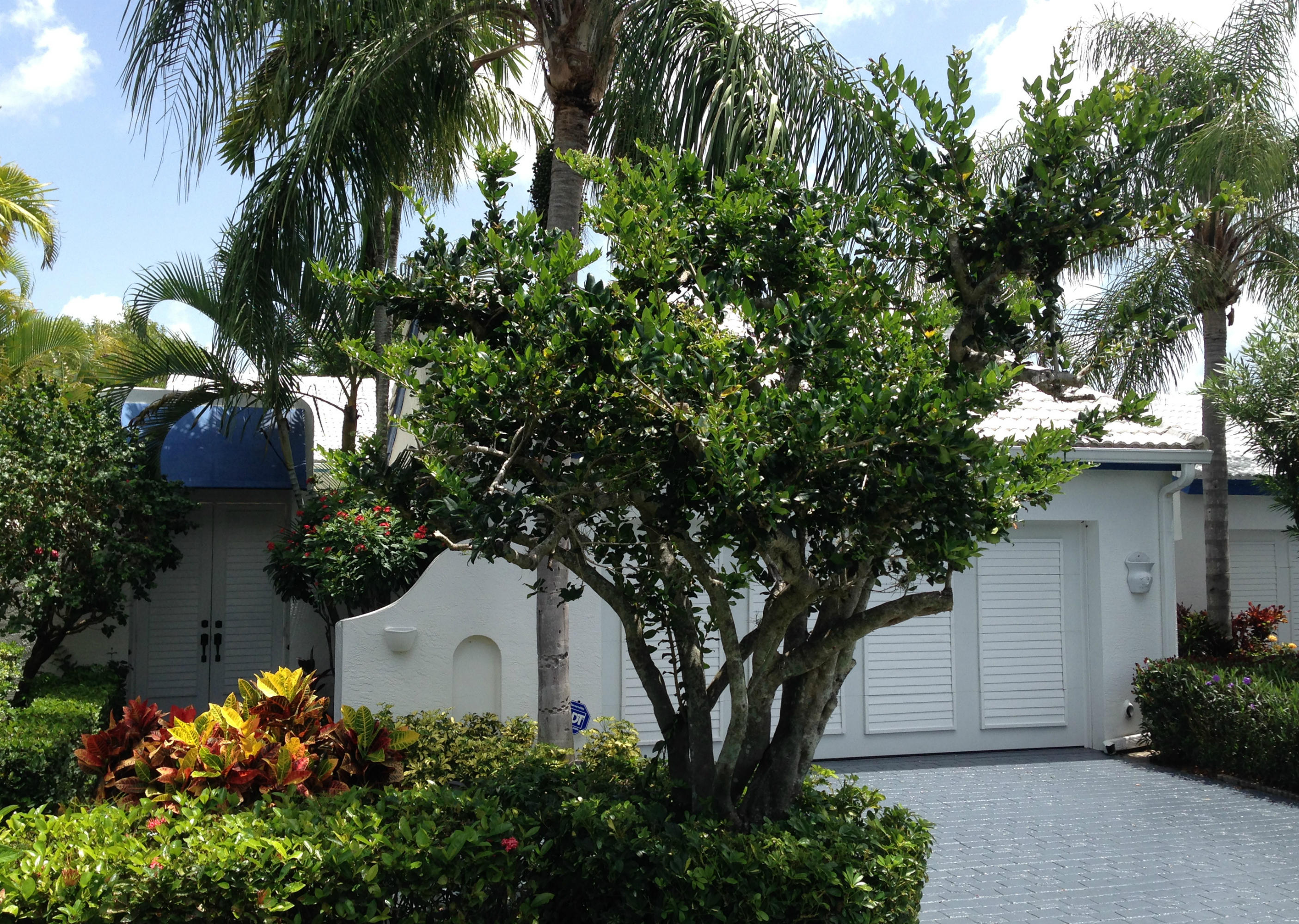 3719 Mykonos Court Boca Raton, FL 33487 - Photo 1 of 26 primary