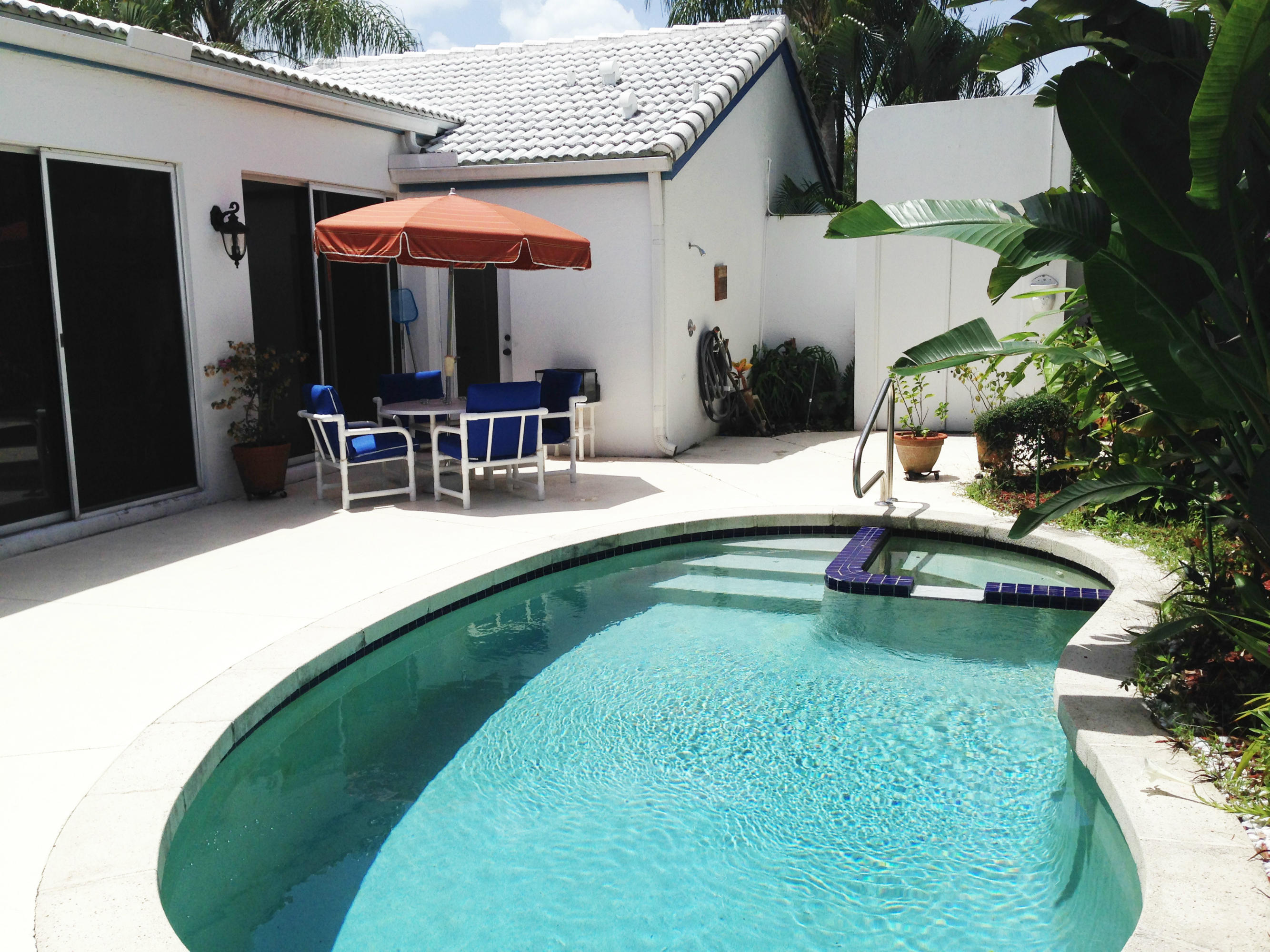 3719 Mykonos Court Boca Raton, FL 33487 - Photo 23 of 26 pool2