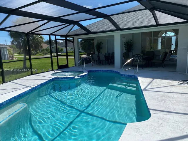 a view of outdoor space yard and patio