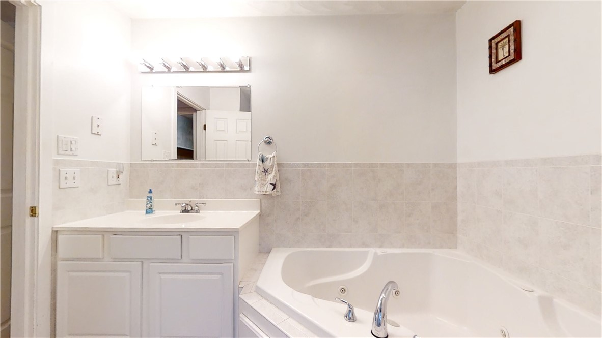 51 Glendale Road Narragansett, RI 02882 - Photo 40 of 50