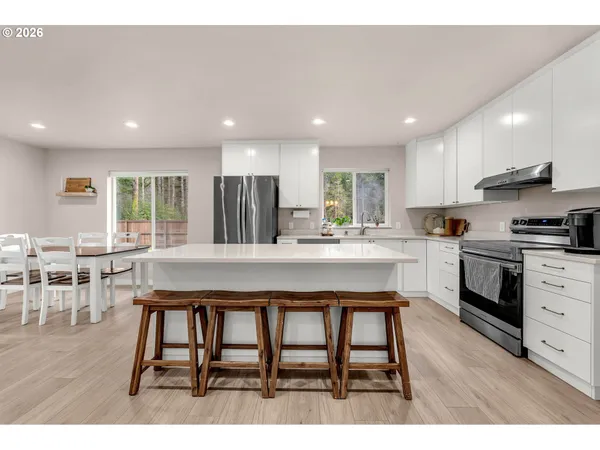 $475,000 | 211 West Oak Street, Yacolt, WA 98675