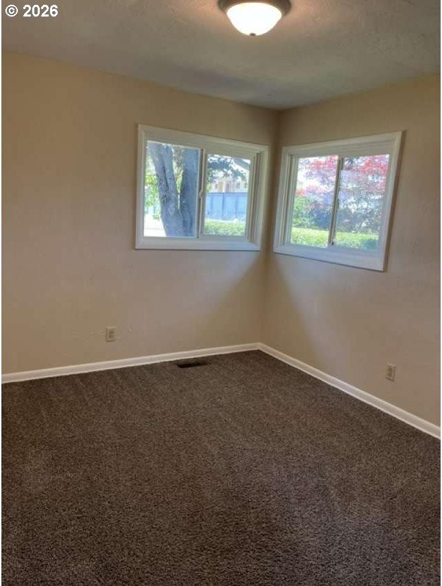 4803 Hazelgreen Road Northeast Salem, OR 97305 - Photo 9 of 10 Gallery Image 9