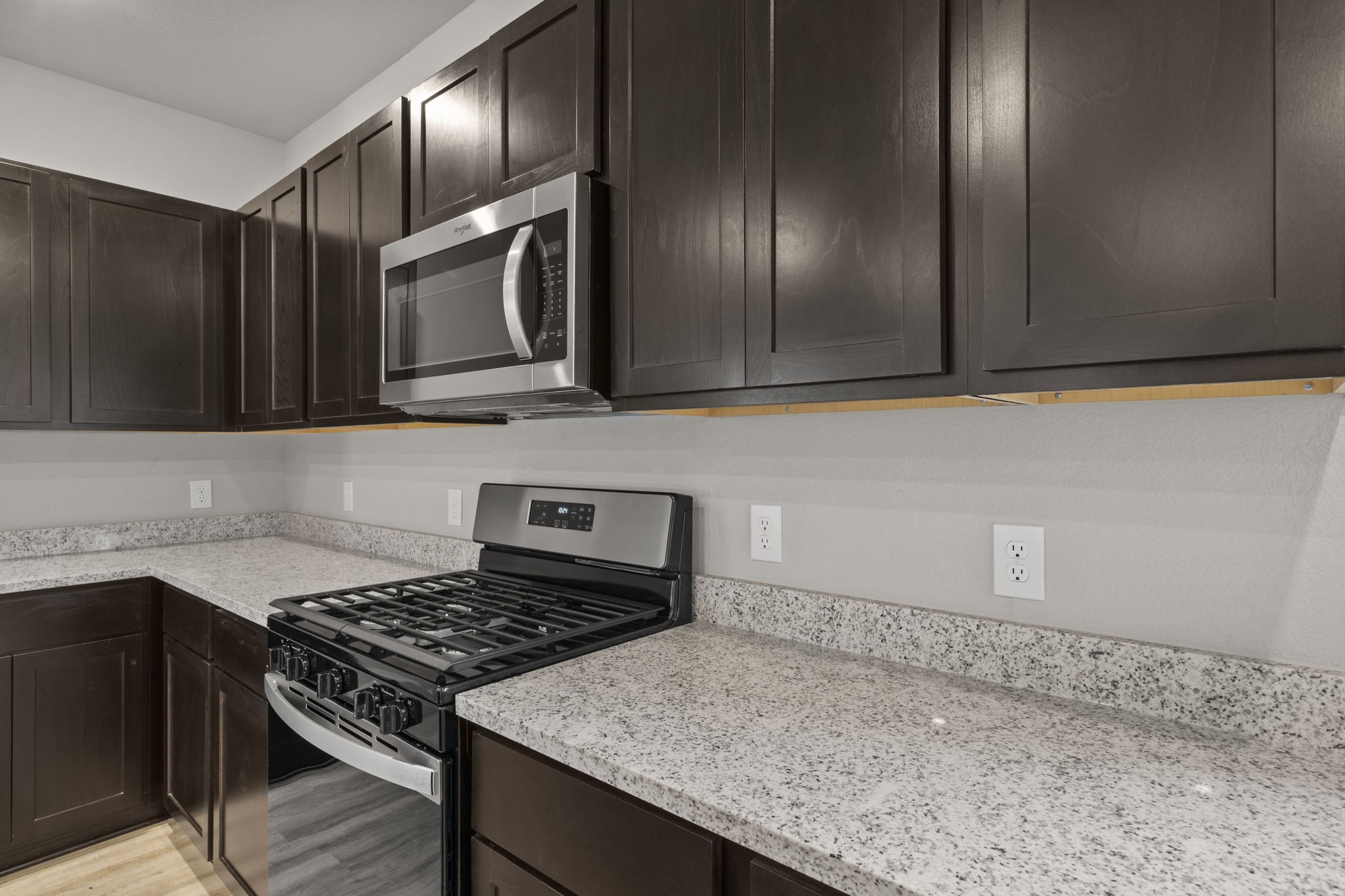 2910 Rockwood Drive Rosharon, TX 77583 - Photo 6 of 27
