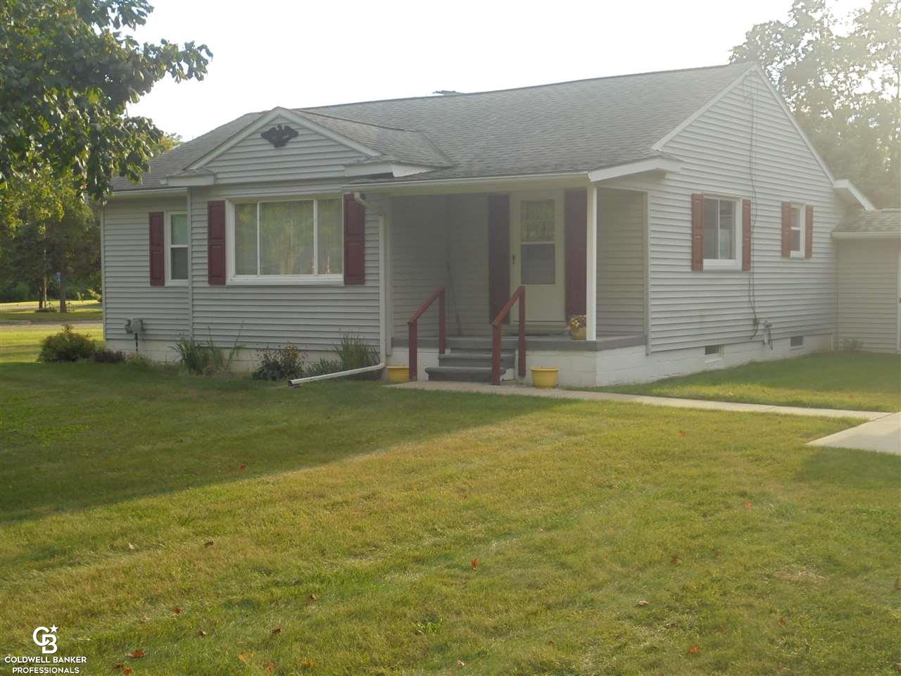4740 Howland Road Almont, MI 48003 - Photo 1 of 51 4740 Howland
