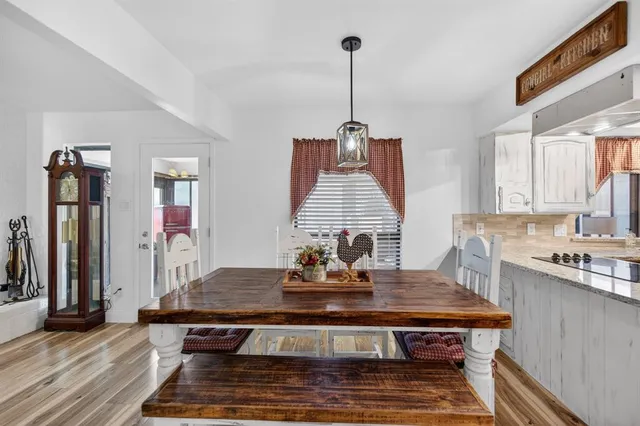 $429,900 | 3225 Emerald Street, Bedford, TX 76021