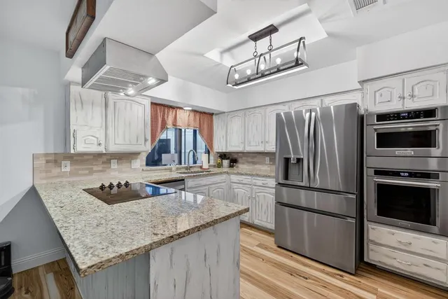 $429,900 | 3225 Emerald Street, Bedford, TX 76021