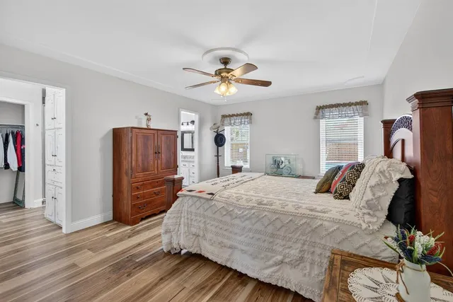 $429,900 | 3225 Emerald Street, Bedford, TX 76021