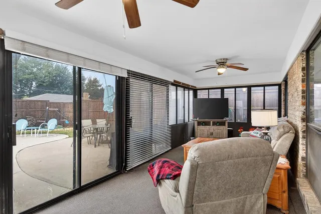 $429,900 | 3225 Emerald Street, Bedford, TX 76021