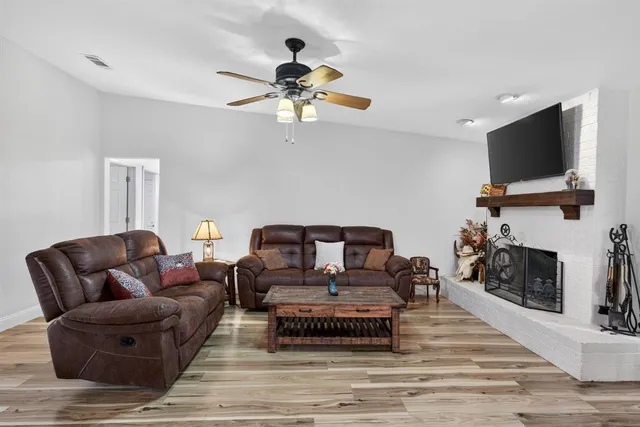 $429,900 | 3225 Emerald Street, Bedford, TX 76021