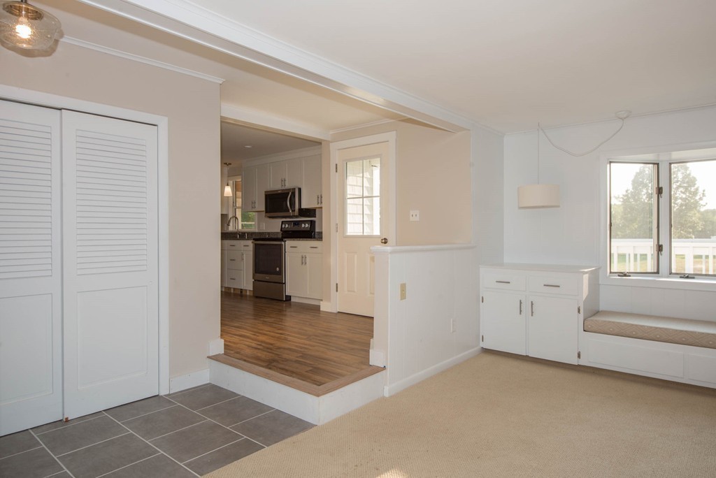 68 Town Farm Road Ipswich, MA 01938 - Photo 7 of 28 Gallery Image 7