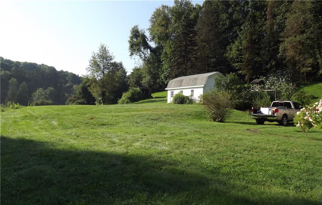 124 Crisswell Road Butler, PA 16002 - Photo 12 of 16