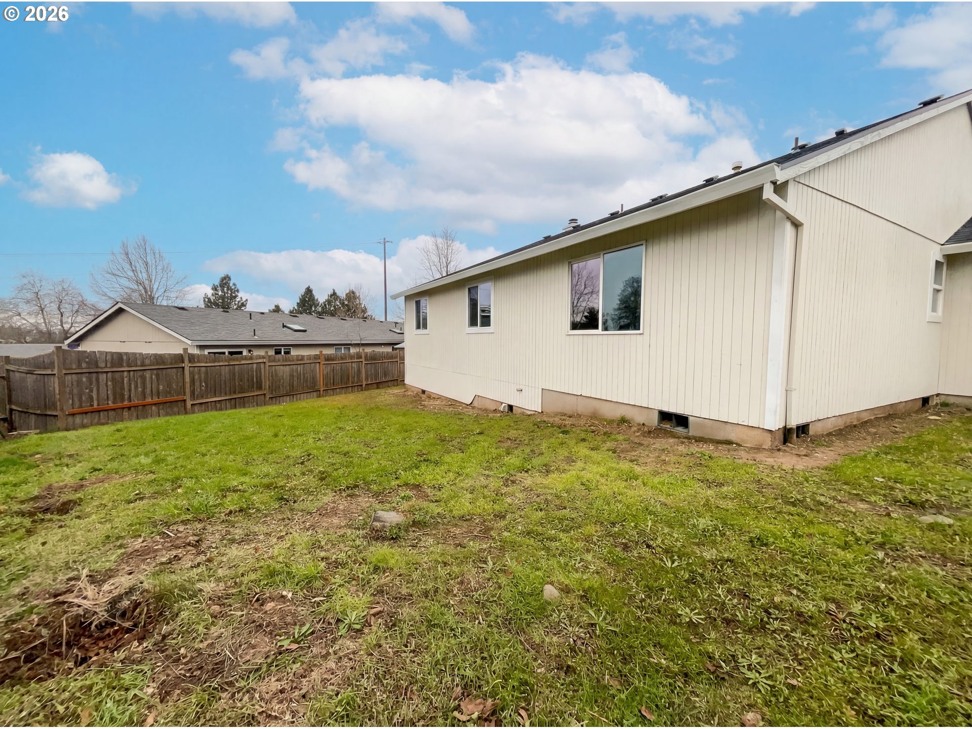 1108 Northeast Tamera Lane Portland, OR 97220 - Photo 5 of 17
